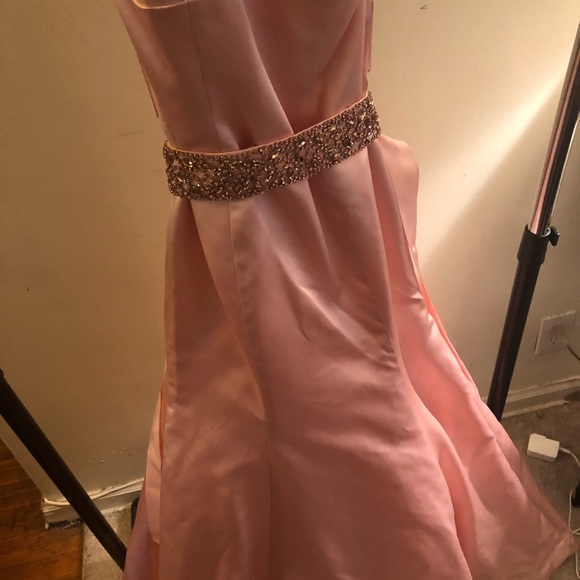 Sherri hill gown - Picture 4 of 7